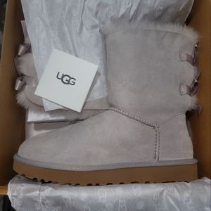 Ugg Bailey Bow II